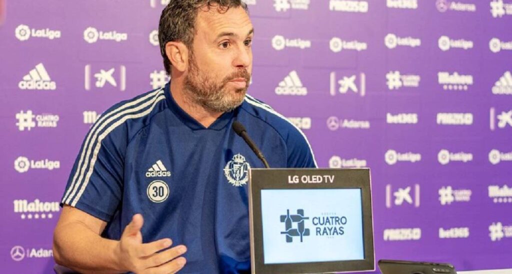 مدرب بلد الوليد: أعرف كيف أزعج برشلونة