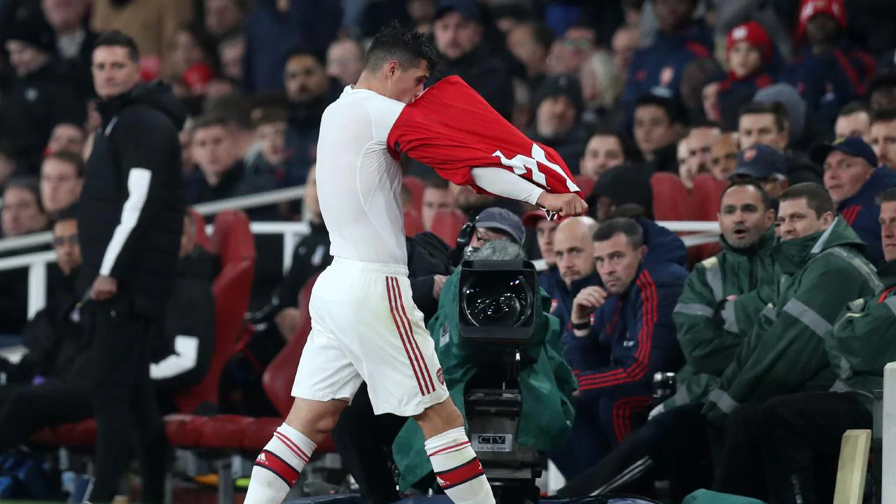 لاعبو أرسنال يساندون تشاكا بعد الأزمة الأخيرة 1 article 1572535559 لاعبو أرسنال يساندون تشاكا بعد الأزمة الأخيرة