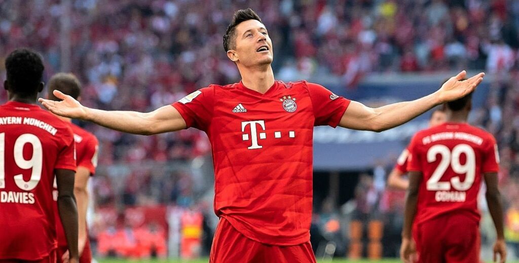 البايرن يعلن عن خضوع ليفاندوفسكي للجراحة