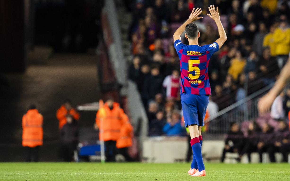 بوسكيتس خامس أكثر اللاعبين مشاركة في تاريخ برشلونة 1 article 1573369712 بوسكيتس خامس أكثر اللاعبين مشاركة في تاريخ برشلونة