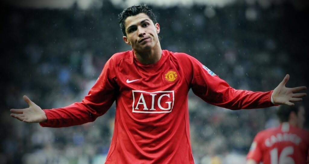 مانشستر يونايتد يحاول استغلال أزمة رونالدو لإعادته إلى أولترافورد