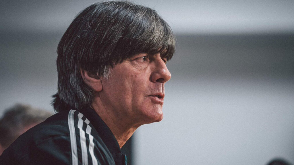 لوف يؤكد أن ألمانيا ليست من المرشحين لتحقيق يورو 2020