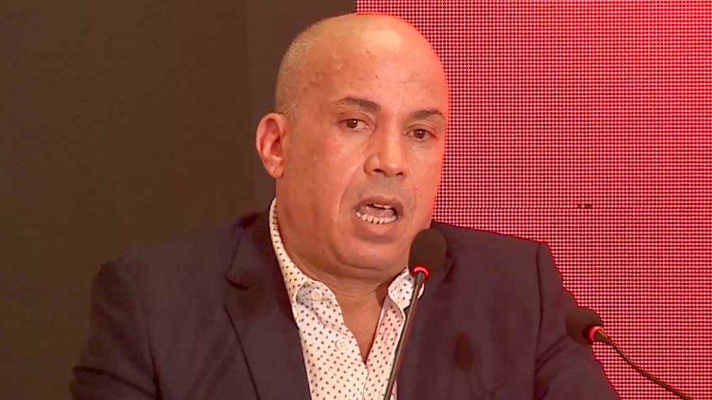 منخرطو الوداد يستقرون على عبد المجيد البرناكي لخلافة سعيد الناصيري