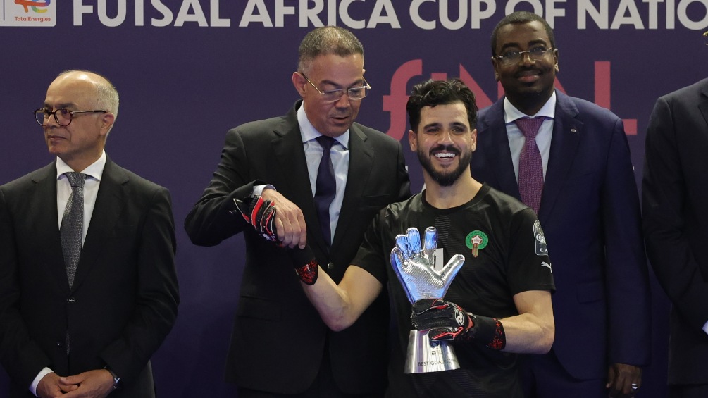 لقجع يهنئ نهضة بركان بعد تأهلها التاريخي لنهائي كأس الكونفدرالية على كساب اتحاد العاصمة الجزائري