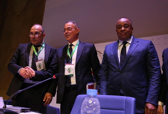 ذكاء الناصيري أم سذاجة بلقشور … كيف استطاع الوداد تفادي عقوبة المنع من التعاقدات؟