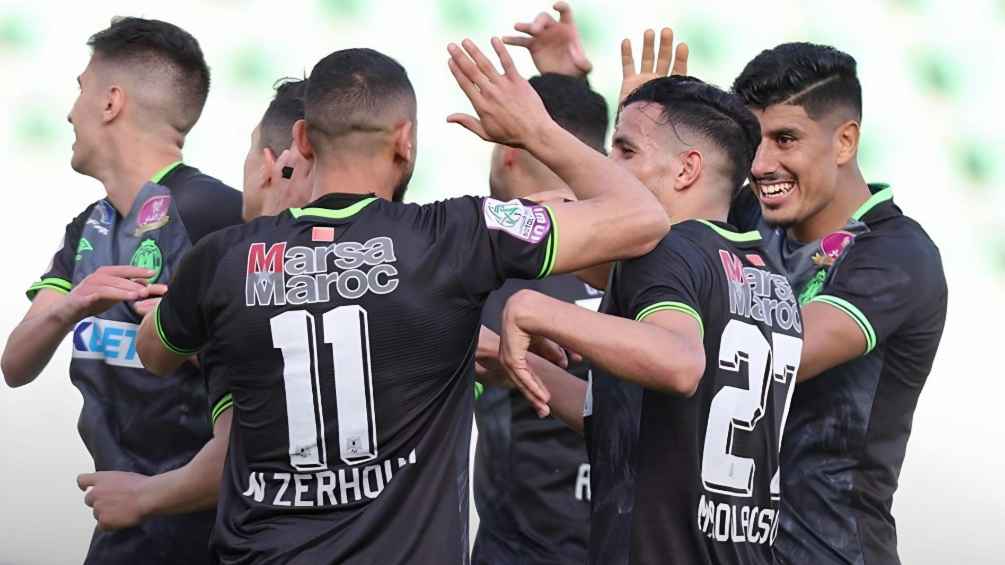 رباعية رجاوية فس شباك الحسنية تقوده لنصف نهائي كأس العرش