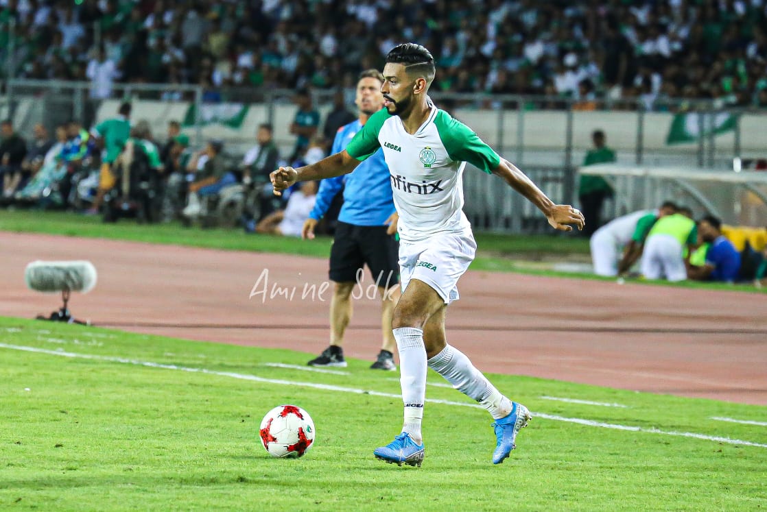 أول رد فعل لطبيب الرجاء بعد الإصابة التي تعرض لها محمود بنحليب 1 أول رد فعل لطبيب الرجاء بعد الإصابة التي تعرض لها محمود بنحليب
