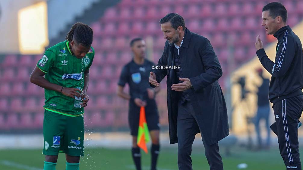 مدرب الرجاء الرياضي: “استحودنا على أطوار المباراة وحققنا النقاط الثلاث في المباراة”