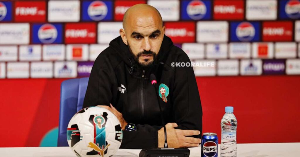 الركراكي: “لم نظهر بمستوانا المعهود في الشوط الأول و الأهم هو العودة في المباراة”