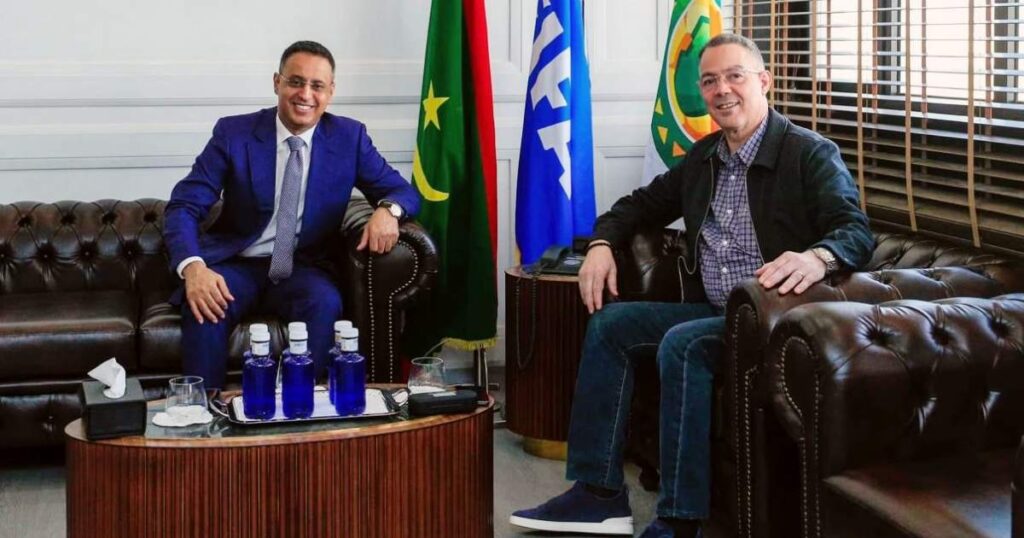فوزي لقجع يواصل مسيرته في “فيفا” بعد إعادة انتخابه لولاية ثانية