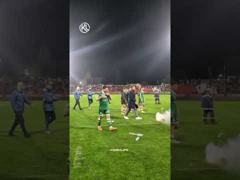 خروج لاعبي الرجاء وسط غضب جماهيري كبير