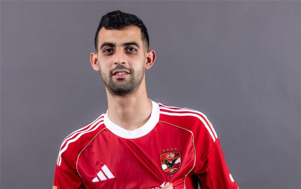 بلعمري خارج حسابات الأهلي مؤقتًا بسبب الجاهزية البدنية