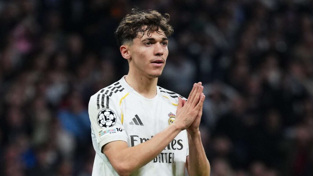 صراع مغربي إسباني على موهبة ريال مدريد… وبيتارش يميل لـ”لاروخا”