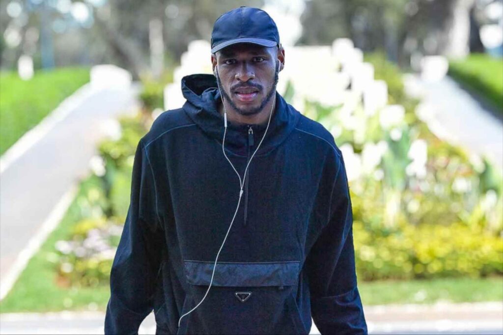 رسمياً اليوم: الفيفا يمنح الضوء الأخضر لديوب لحمل قميص الأسود