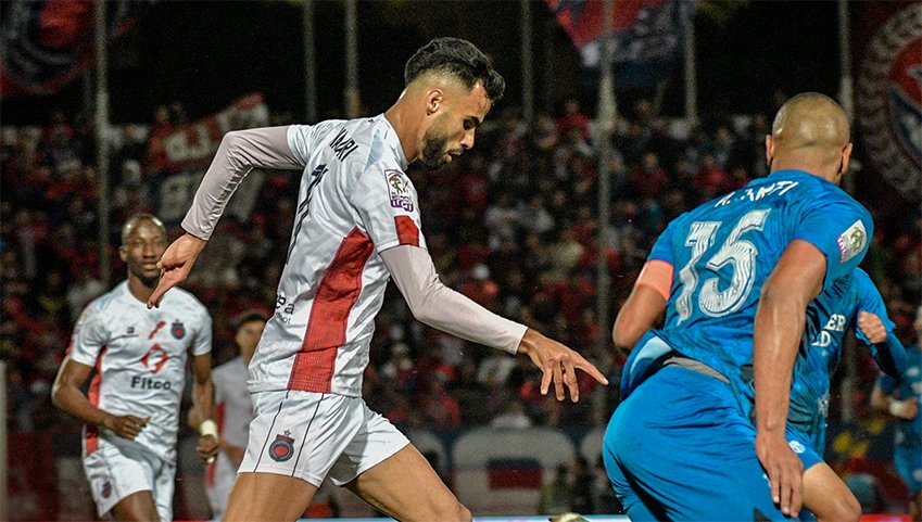 أولمبيك آسفي يطرح تذاكر قمة القاع ضد اتحاد طنجة