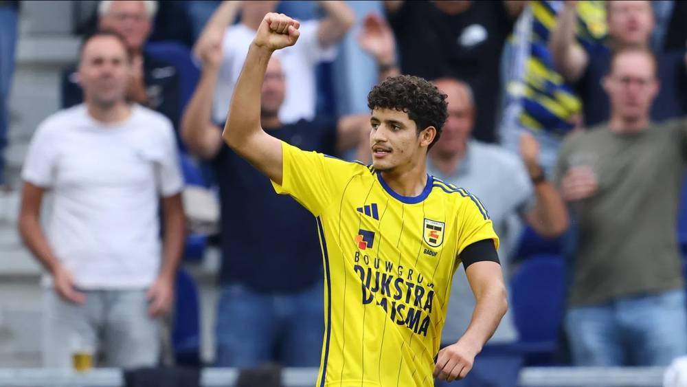 عرض مغري لإسماعيل باعوف من النصر