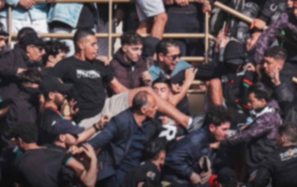 اعتقال 136 مشجعاً بعد شغب مباراة الجيش والرجاء