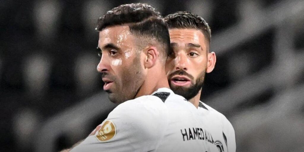 الشباب يعاقب عبد الرزاق حمد الله ويهدده بالإبعاد عن الفريق
