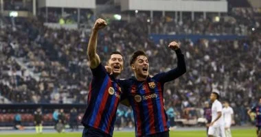 برشلونة يجدد عقد موهبته المغربية أحمد أبركان لثلاث سنوات
