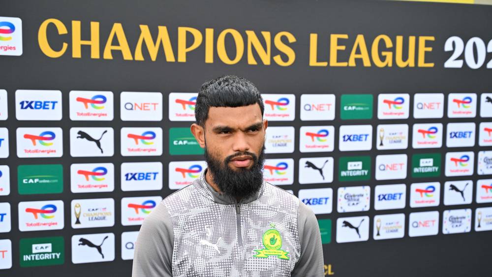 كوبيدو لاعب صن داونز: "لم تكن مباراة الجيش الملكي بتلك الصعوبة لكننا نعلم أن جمهورهم سيكون خلفهم في الإياب" 1 كوبيدو الجيش الملكي يحتفل بالانتصار