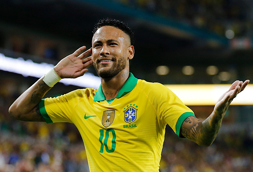 نيمار يوافق على شروط أنشيلوتي الصارمة للمشاركة في مونديال 2026 1 نيمار كأس العالم قميص البرازيل أصفر