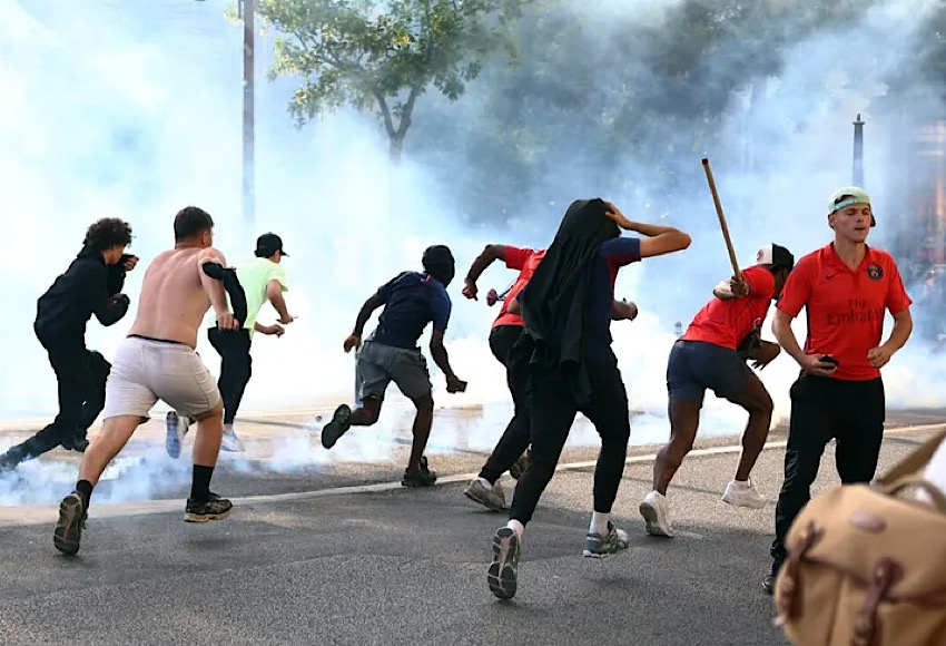 اعتقال 45 شخصًا بعد أعمال عنف باريس سان جيرمان عقب التتويج الأوروبي
