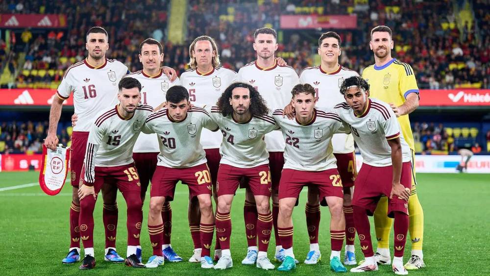 دي لا فوينتي يعلن قائمة إسبانيا النهائية لكأس العالم وغياب تاريخي للاعبي ريال مدريد