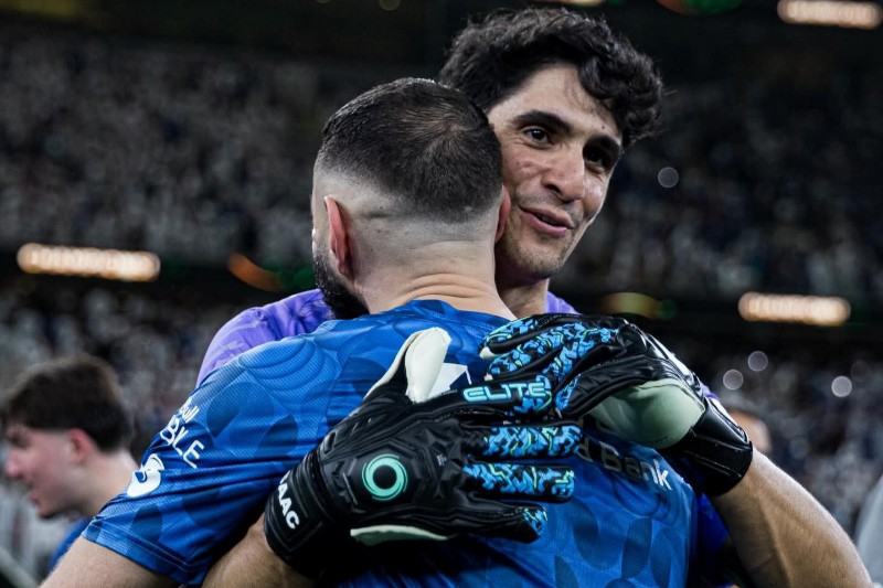 ياسين بونو الهلال جاهز لديربي الرياض المصيري أمام النصر