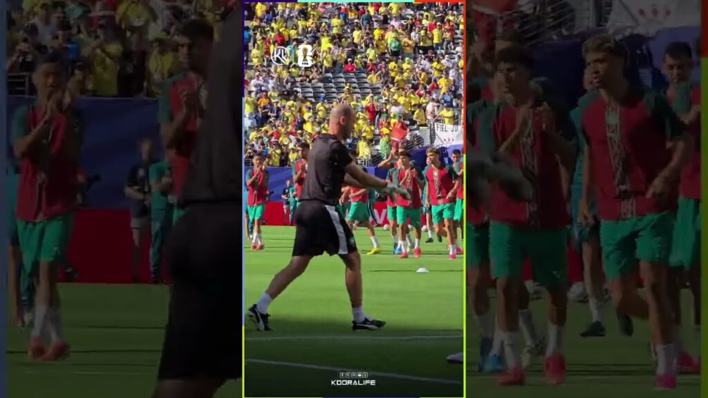 بتوجيه من حكيمي.. لاعبو المنتخب يصفقون للجماهير التي حضرت لدعمهم ❤️