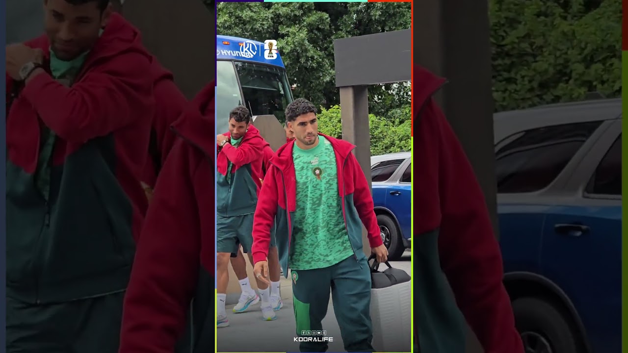 maxresdefault 72 🔥 بروح معنوية عالية.. حكيمي يتجه نحو الجماهير لالتقاط صور تذكارية بمدينة أتلانتا