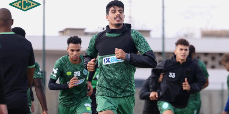 المغرب الفاسي يخطف المدافع عبد الله خفيفي في صفقة مفاجئة