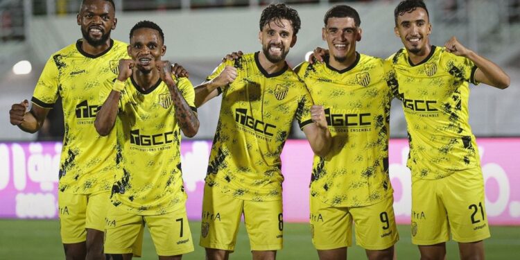 المغرب الفاسي يظفر بلقب الدوري الاحترافي بعد صراع شرس