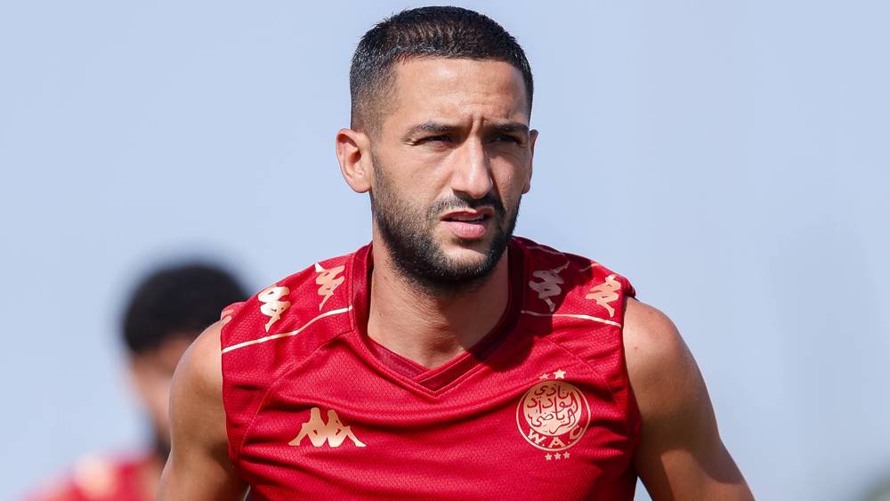 الوداد يواصل تحضيراته للموسم الجديد بمشاركة زياش والوافدين الجدد والعائدين من الإعارة