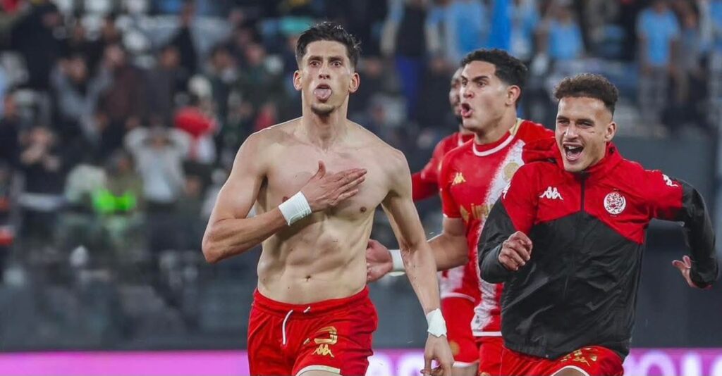 الوداد يمدد عقد صلاح الدين مصدق