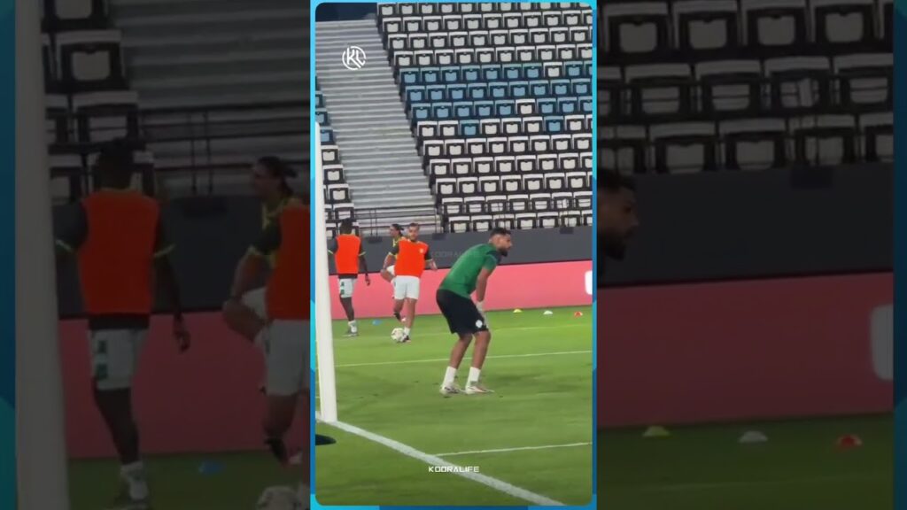 إحماء لاعبي الرجاء الرياضي قبل مواجهة اتحاد تواركة في الدوري المصغر🔥 🔥