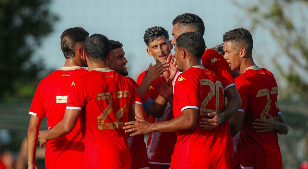 زكرياء الفاتيحي يغادر الوداد إلى درانس الليبي