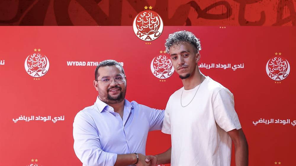 الوداد الرياضي يتعاقد رسميا مع ياسين جبران لثلاثة مواسم 1 الوداد الرياضي يتعاقد رسميا مع ياسين جبران في صفقة تمتد لثلاثة مواسم.