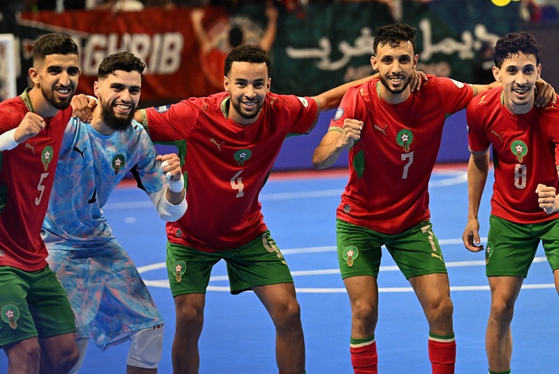 أسود الفوتصال يستعدون لمواجهة زامبيا الحاسمة في كأس إفريقيا
