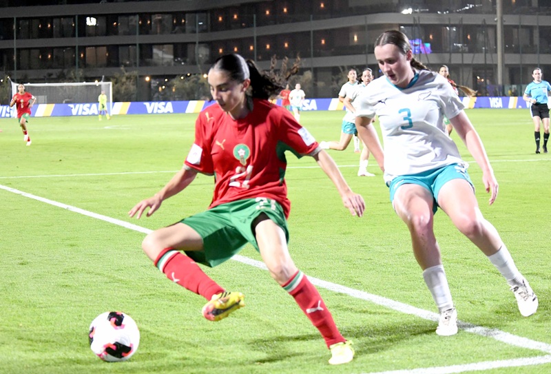 لاعبات المنتخب المغربي تحت 17 يحتفلن بهدف في مونديال السيدات تحت 17