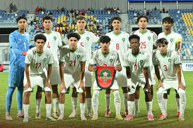 تأهل أشبال الأطلس إلى كأس الأمم الإفريقية بفوز مستحق على مصر 1 فرحة لاعبي تأهل أشبال الأطلس في ملعب كرة القدم بعد الفوز.